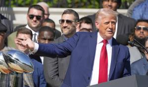 Trump celebra sus primeros 100 días en el cargo con un mitin en Míchigan