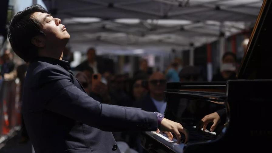 El pianista chino Lang Lang recibe la ovación de un entusiasmado Auditorio Nacional El pianista chino Lang Lang recibe la ovación de un entusiasmado Auditorio Nacional