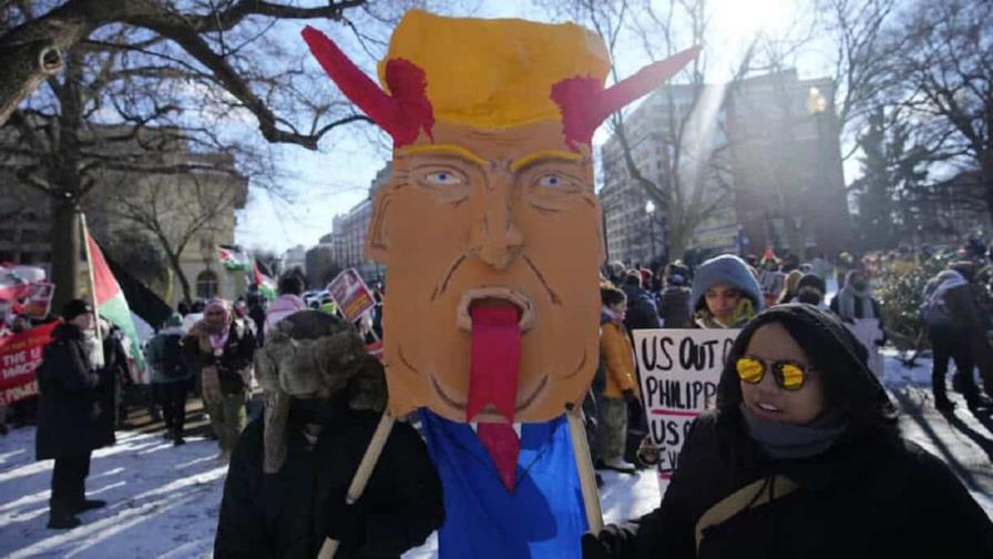 100 días de Trump: científicos que viven legalmente en EE. UU. también quieren irse 100 días de Trump: científicos que viven legalmente en EE. UU. también quieren irse