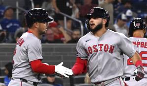 Abreu conecta jonrón de 3 carreras y Medias Rojas vencen a Azulejos