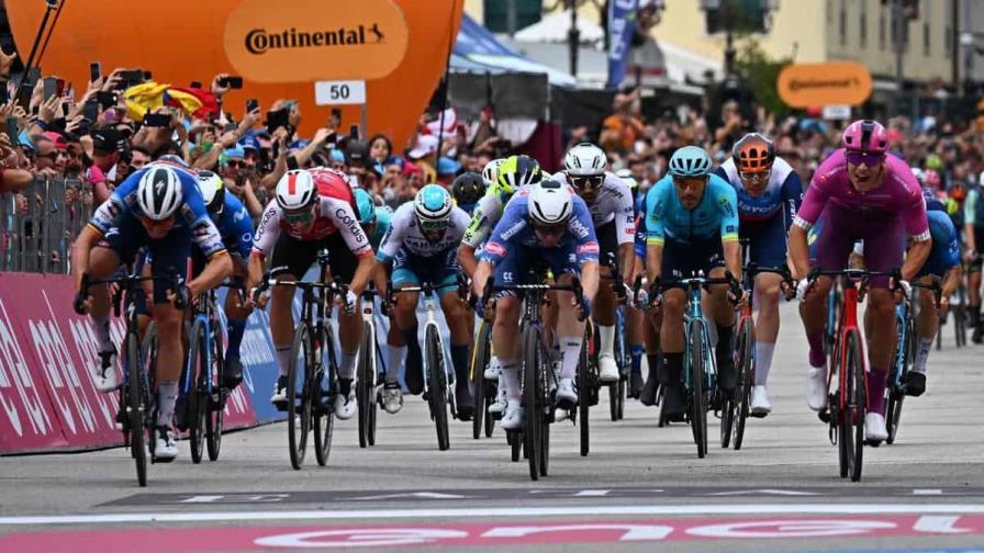 El Giro de Italia pasará dentro de los muros del Vaticano en homenaje al papa Francisco El Giro de Italia pasará dentro de los muros del Vaticano en homenaje al papa Francisco