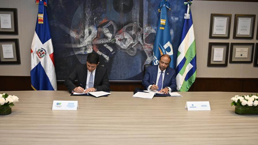 CAF y Banreservas acuerdan línea de crédito por US$50 millones para pymes sostenibles en RD CAF y Banreservas acuerdan línea de crédito por US$50 millones para pymes sostenibles en RD