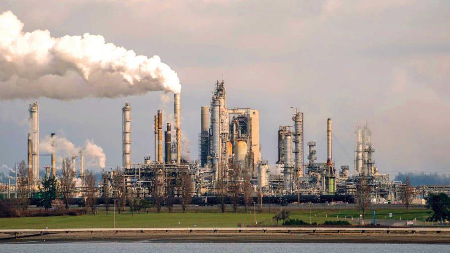 El petróleo sube, aliviado por la distensión de la guerra comercial entre EE. UU. y China El petróleo sube, aliviado por la distensión de la guerra comercial entre EE. UU. y China