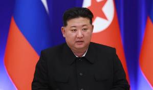 Kim Jong-un supervisa un simulacro de contraataque nuclear con el lanzamiento de un misil