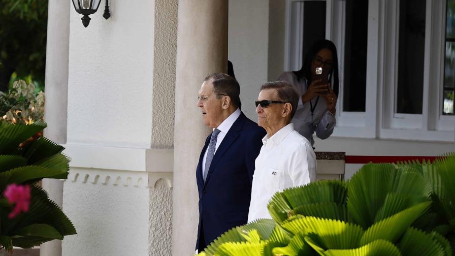 El canciller ruso llega al Ministerio de Relaciones Exteriores para una reunión oficial El canciller ruso llega al Ministerio de Relaciones Exteriores para una reunión oficial