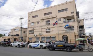 Traslados insuficientes impiden conocer medidas de coerción en Santo Domingo Este