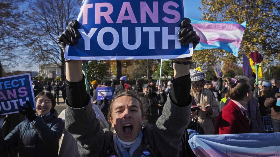 La agencia de salud de Trump recomienda terapia conductual para jóvenes transgénero La agencia de salud de Trump recomienda terapia conductual para jóvenes transgénero