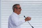 El presidente Abinader convoca formalmente a expresidentes a reunión sobre crisis haitiana