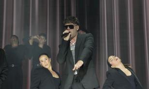 El artista español Quevedo debuta en República Dominicana a casa llena