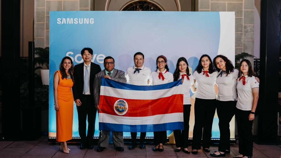 Samsung impulsa la participación de las niñas en STEM con iniciativas educativas Samsung impulsa la participación de las niñas en STEM con iniciativas educativas