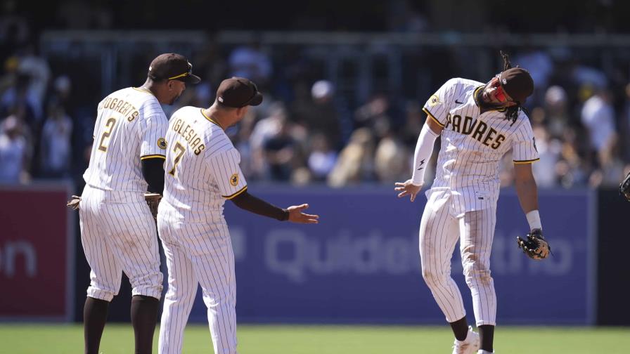 Díaz y Tatis conducen a Padres a victoria 5-3 sobre Gigantes, barridos en 2 juegos Díaz y Tatis conducen a Padres a victoria 5-3 sobre Gigantes, barridos en 2 juegos