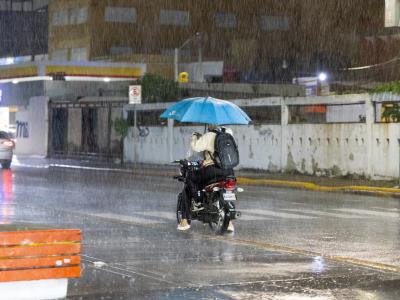 Clima en RD: Suben a 24 provincias en alerta; dos están en rojo