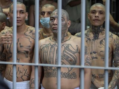 Congreso de El Salvador aprueba prórroga para combatir pandillas