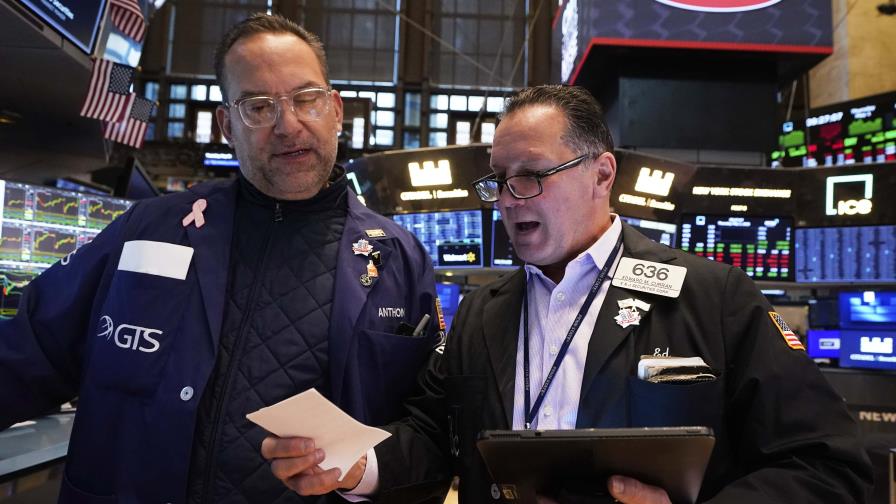 Wall Street abre en verde, impulsada por los beneficios de Microsoft y Meta Wall Street abre en verde, impulsada por los beneficios de Microsoft y Meta