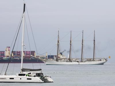 El buque Juan Sebastián Elcano llega a Panamá con la princesa Leonor