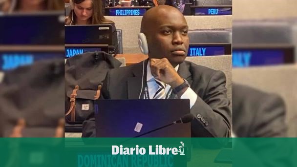 Comentarios maliciosos cuestionan origen de diplomático dominicano