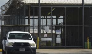 Juez prohíbe deportar a venezolanos desde el sur de Texas bajo ley de guerra del siglo XVIII