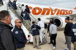 Retornan a Venezuela 174 migrantes en un avión estadounidense deportados desde Texas