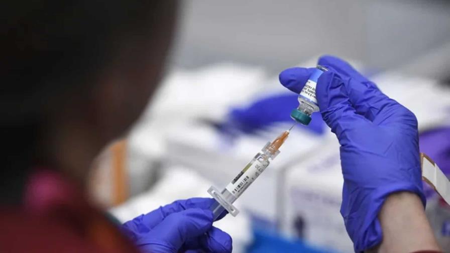 EE. UU. busca desarrollar una vacuna universal a partir de un método anticuado EE. UU. busca desarrollar una vacuna universal a partir de un método anticuado