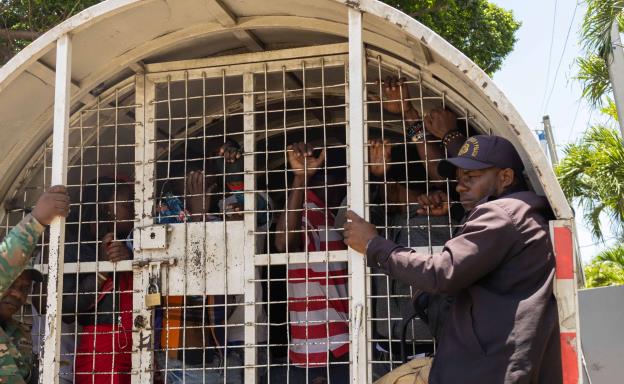 Haitianos intentaron ingresar a RD a trav&eacute;s de una alcantarilla que comunica con el r&iacute;o Masacre