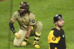 Fernando Tatis Jr. seguirá siendo evaluado luego de recibir pelotazo en el antebrazo izquierdo