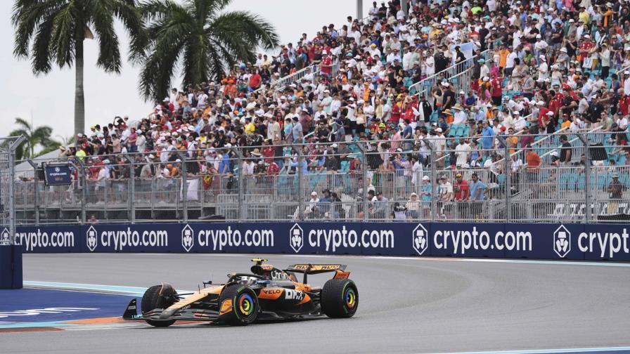 Lando Norris ganó un caótico sprint de Miami que Carlos Sainz y Fernando Alonso no completaron Lando Norris ganó un caótico sprint de Miami que Carlos Sainz y Fernando Alonso no completaron