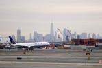 Restringen vuelos del aeropuerto de Newark por problemas de personal y tecnología