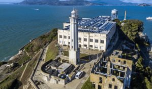 Trump anuncia que ordenó la reapertura y ampliación de la prisión de Alcatraz