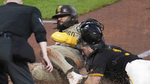 Tatis vuelve a la acción, anota la carrera del triunfo; Machado la saca y Padres ganan