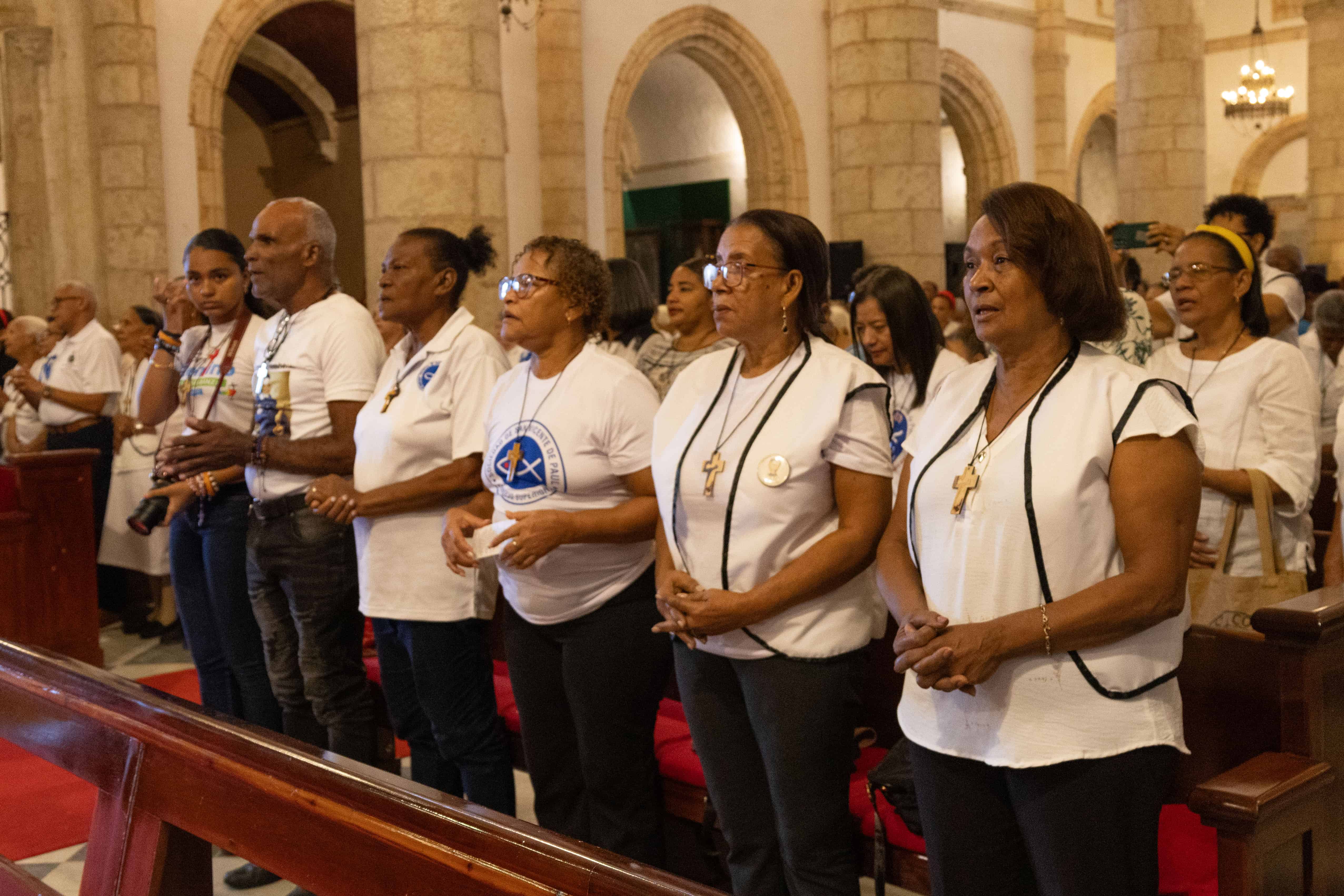 Algunos de los integrantes de la comundiad vicentina.