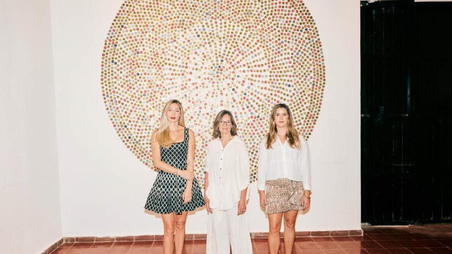 Celebran inauguración de la exposición "Mapas de Pertenencia" de la artista Emilia Azcárate Celebran inauguración de la exposición "Mapas de Pertenencia" de la artista Emilia Azcárate