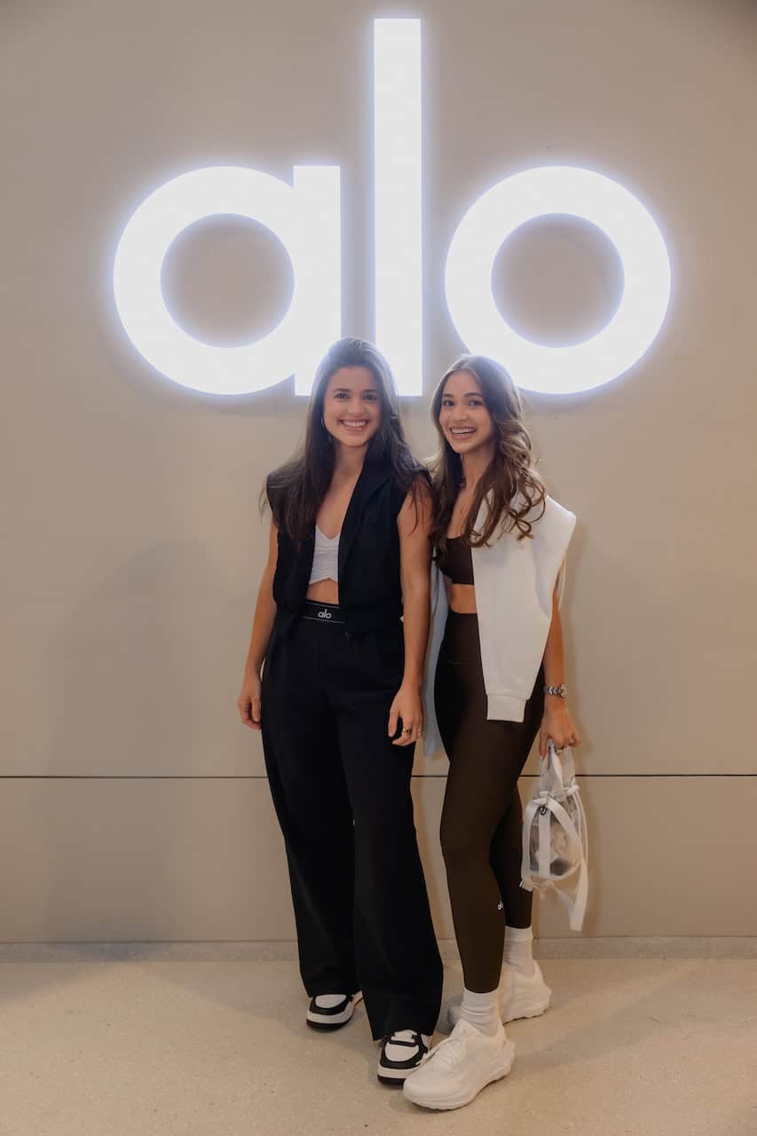 Jennifer Mera y Alicia Mera.