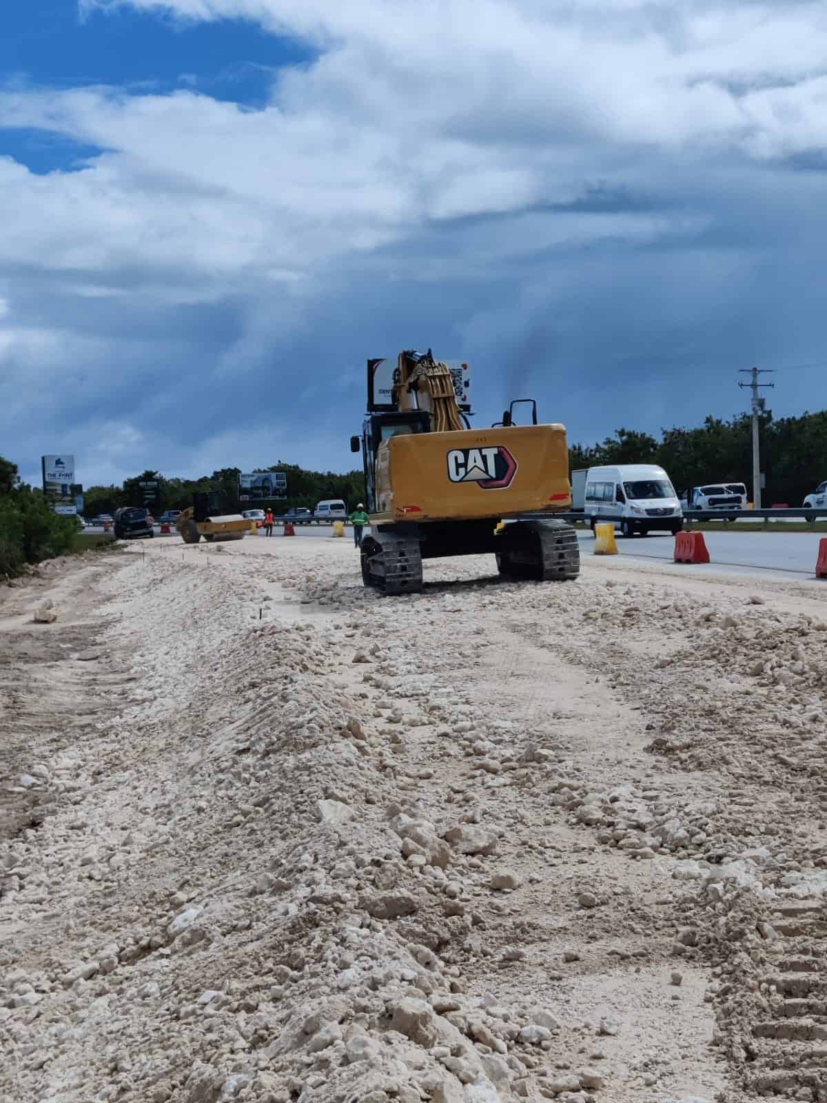 Construcción de dos infraestructuras en el cruce de Los Manantiales, Punta Cana, para reducir la congestión vehicular.