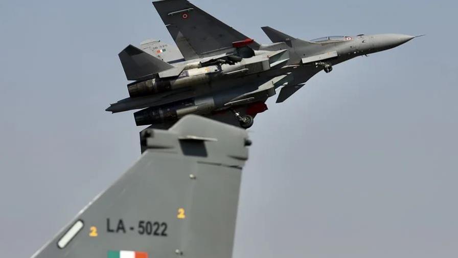 La India bombardea supuestas bases terroristas en Pakistán La India bombardea supuestas bases terroristas en Pakistán