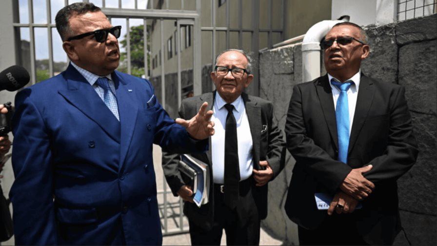 Abogados de venezolanos deportados y encarcelados en El Salvador denuncian no tener noticias suyas Abogados de venezolanos deportados y encarcelados en El Salvador denuncian no tener noticias suyas
