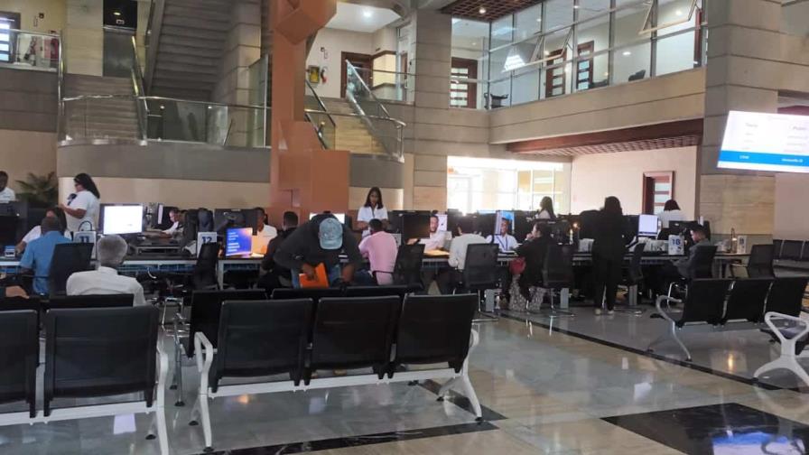 Usuarios del Poder Judicial reciben formación y asistencia durante la transición a lo digital Usuarios del Poder Judicial reciben formación y asistencia durante la transición a lo digital