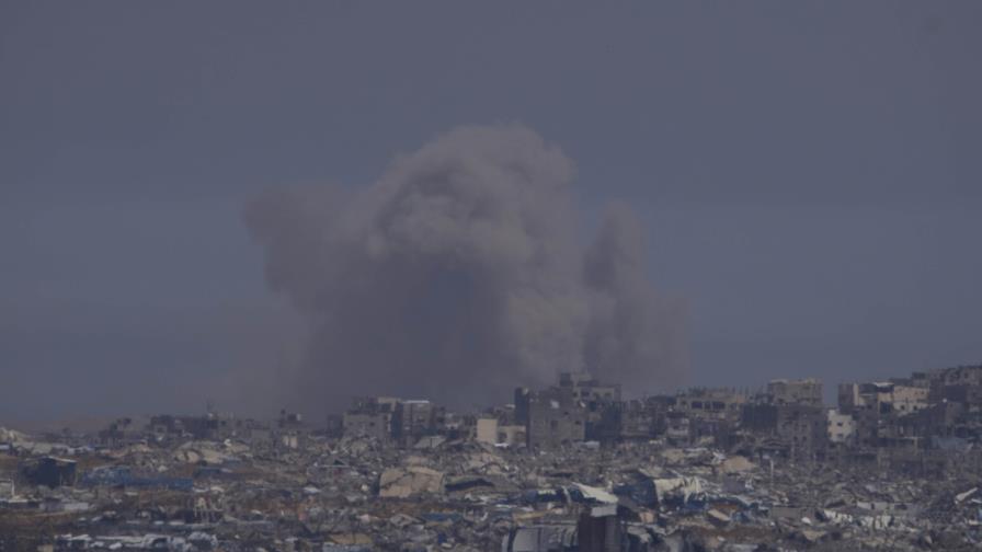 Ataques en Gaza causan al menos 59 muertos mientras Israel se prepara para intensificar su ofensiva Ataques en Gaza causan al menos 59 muertos mientras Israel se prepara para intensificar su ofensiva