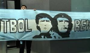 Maradona tenía conductas autolesivas y no debía internarse en casa, dice médico