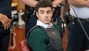 Luigi Mangione regresa a la corte federal de Manhattan en audiencia sobre cargos clave