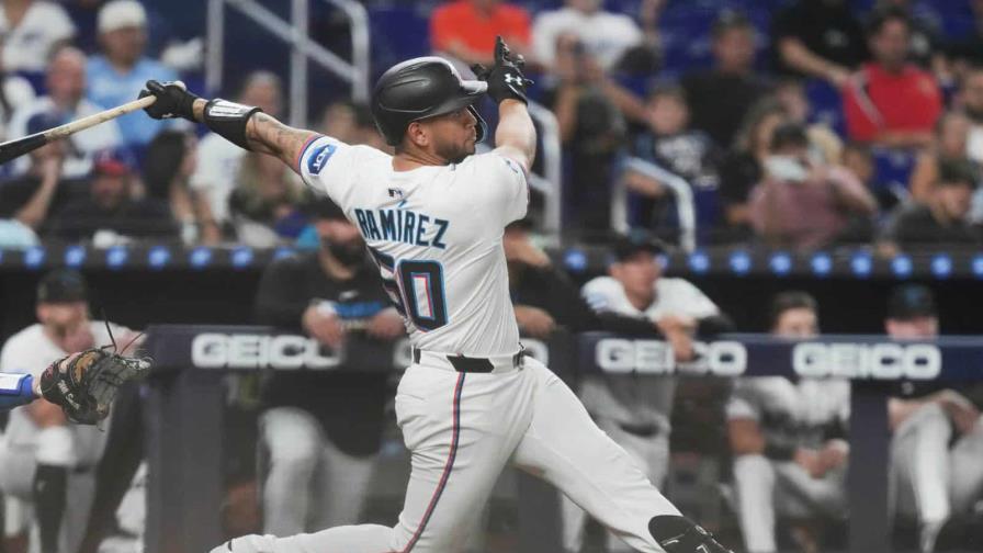 Agustín Ramírez responde con el madero en los Marlins de Miami Agustín Ramírez responde con el madero en los Marlins de Miami