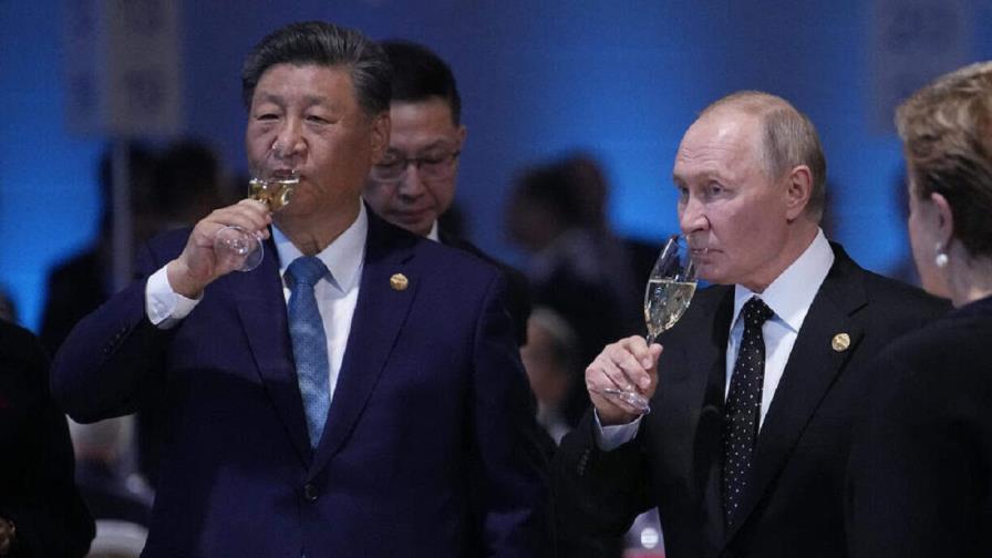 El presidente chino Xi Jinping visita Moscú, blanco de los drones ucranianos El presidente chino Xi Jinping visita Moscú, blanco de los drones ucranianos