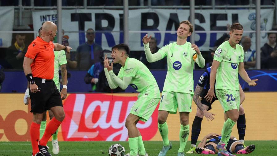 El Barcelona debe reagruparse tras caída ante el Inter para enfrentar al Real Madrid en la Liga El Barcelona debe reagruparse tras caída ante el Inter para enfrentar al Real Madrid en la Liga