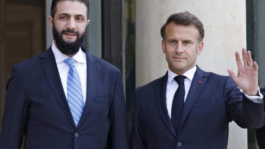 Macron justifica su encuentro con Ahmed Al Sharaa, a quien pidió proteger ´a todos los sirios´ Macron justifica su encuentro con Ahmed Al Sharaa, a quien pidió proteger ´a todos los sirios´