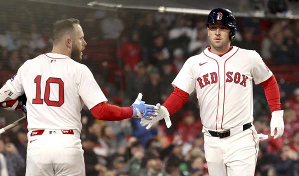 Los Cubs y Alex Bregman pactan un contrato de 5 a&ntilde;os y 175 millones de d&oacute;lares, seg&uacute;n reportes