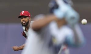 Cristopher Sánchez le gana duelo de dominicanos a Eward Cabrera, en victoria de Filis