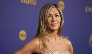 Acusan de acoso grave a hombre que estrelló su vehículo contra la casa de Jennifer Aniston