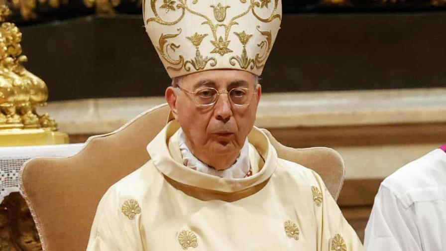 El cardenal Dominique Mamberti, la voz que desvelará al mundo el nuevo papa El cardenal Dominique Mamberti, la voz que desvelará al mundo el nuevo papa