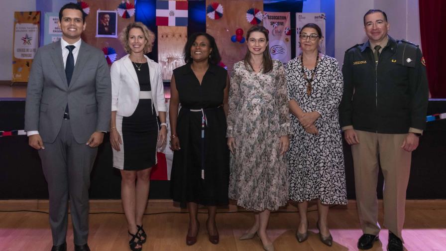 El Liceo Francés celebra la Noche Dominicana El Liceo Francés celebra la Noche Dominicana
