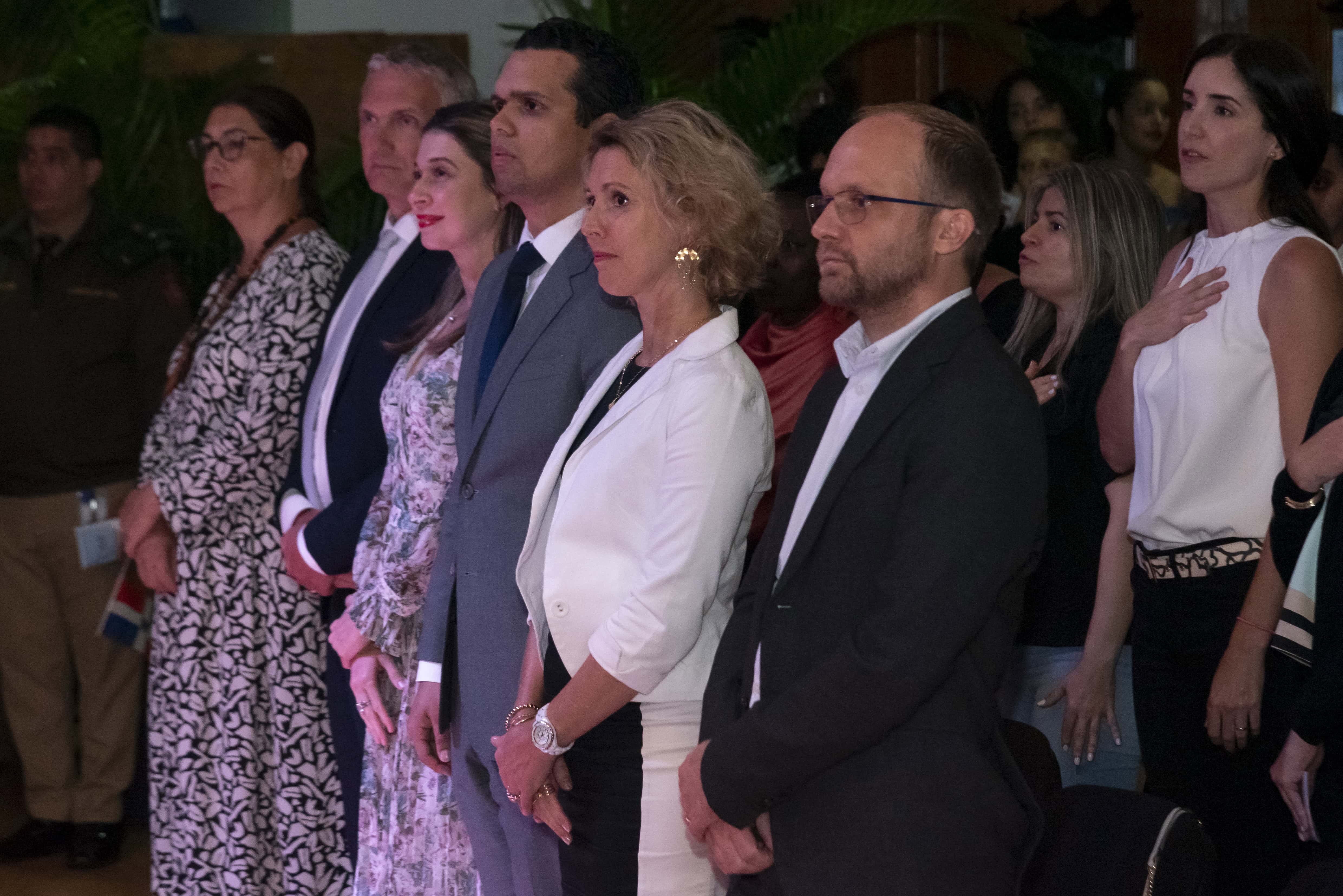 La embajadora Sonia Barbry destacó que el liceo es emblemático en la cooperación entre ambos países.