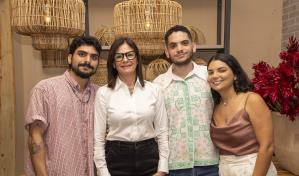Pili Cuadrado lanza su primera novela: El viaje de Elena